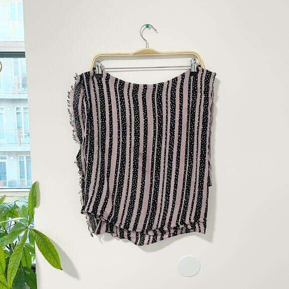 Banana Republic Purple & Black Print Scarf - Picture 1 of 3